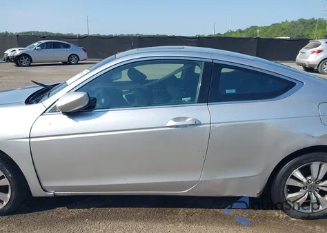 2009 Honda Accord 2.4 Ex from USA, damaged, VIN 1HGCS12779A000237